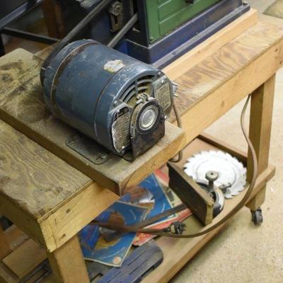Lot B-2:  Craftsman Table Saw