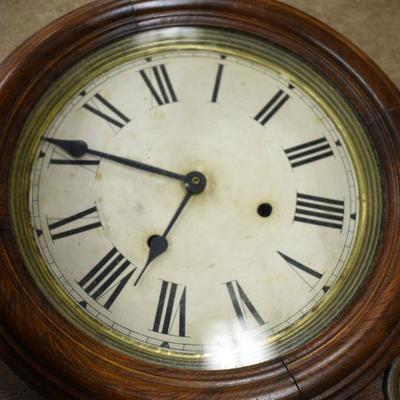 Lot B-21:  Wall Clock