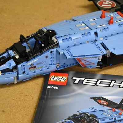 Lot LEGO-11: LEGO Technic #42066