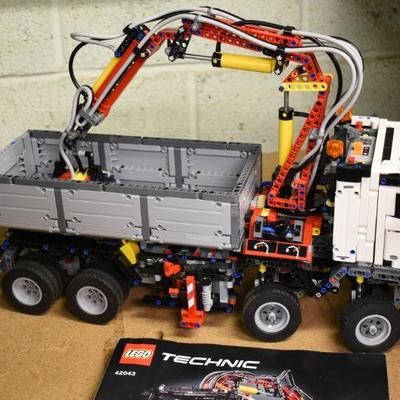 Lot LEGO-15: LEGO Technic #42043