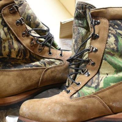 Lot B-39:  Boots