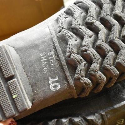 Lot B-40:  Boots