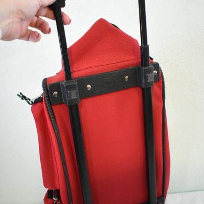 Lot G-125:  Duffle Bag