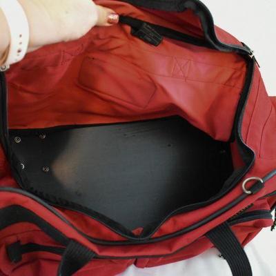 Lot G-125:  Duffle Bag
