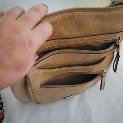Lot G-127: Leather Purses
