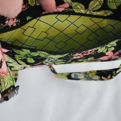 Lot G-131:  Vera Bradley Purse