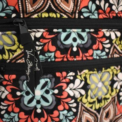 Lot G-132:  Vera Bradley Bag
