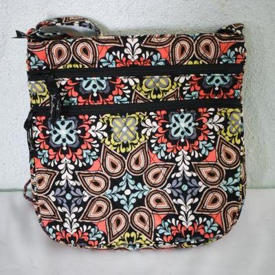 Lot G-132:  Vera Bradley Bag
