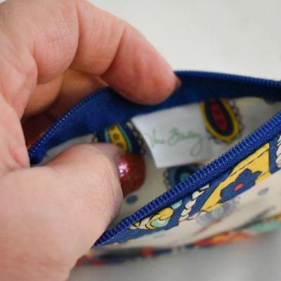 Lot G-133:  Vera Bradley