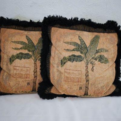 Lot G-135:  Throw Pillows