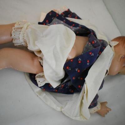 Lot G-136:  Vintage Dolls