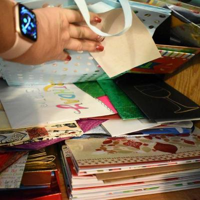 Lot G-137:  Gift Wrap