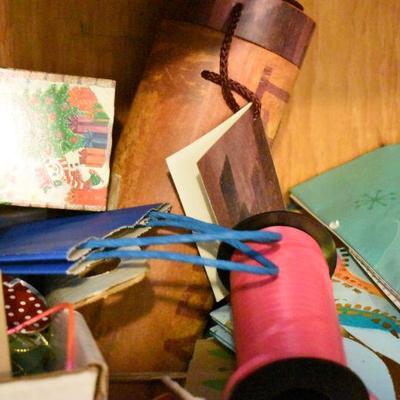Lot G-137:  Gift Wrap