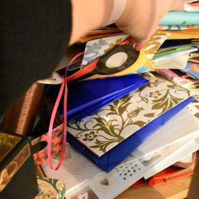 Lot G-137:  Gift Wrap