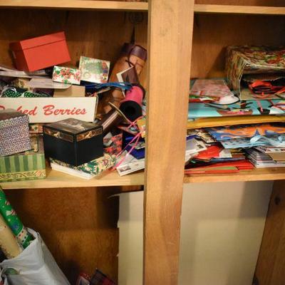 Lot G-137:  Gift Wrap