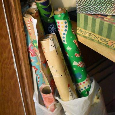 Lot G-137:  Gift Wrap