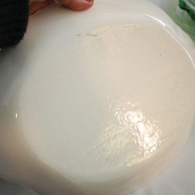 Lot G-139:  Vintage Serveware
