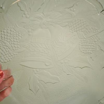 Lot G-140:  Serving Platters