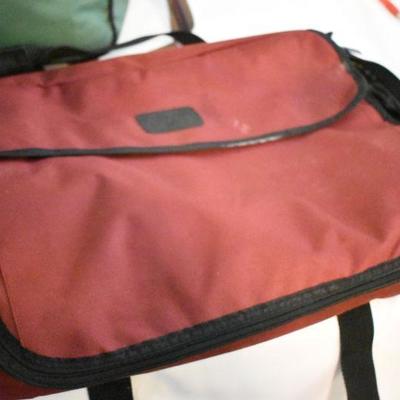 Lot G-141:  For the Picnic