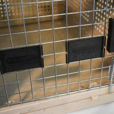 Lot G-146: Animal Transport Pen