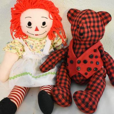 Lot G-150:  Raggedy Ann Doll