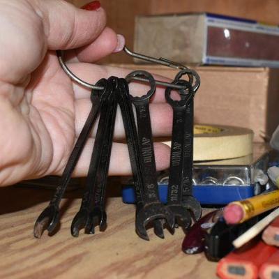 Lot B-47: Assortment of Tools