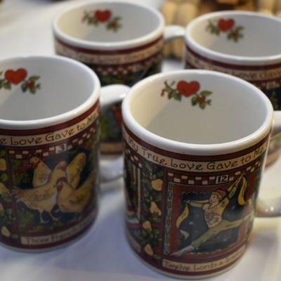 Lot B-87: Mug Set