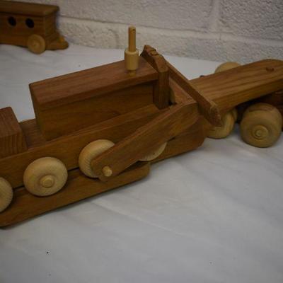 Lot B-94: Handcrafted Flatbed Trailer