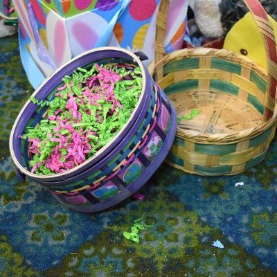 Lot B-101: Easter DÃ©cor