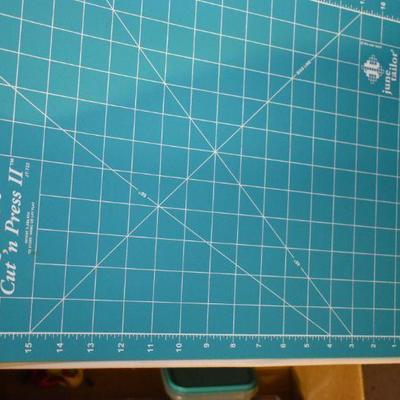 Lot B-102: Sewing Lot