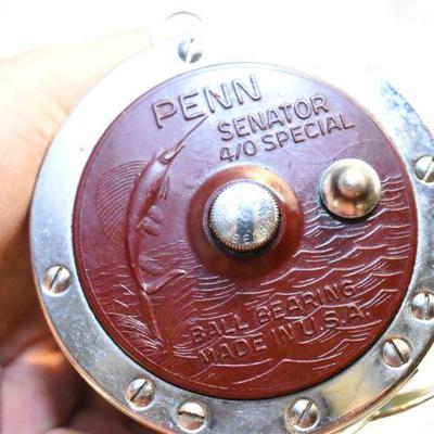 Lot B-112: Vintage Penn Senator 4/0 Special Reel