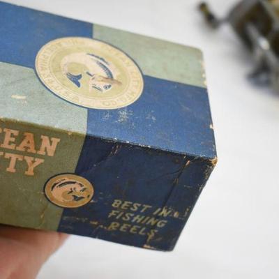 Lot B-115: Vintage Ocean City Reel in Box and Vintage Pflueger Supreme Reel
