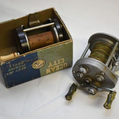 Lot B-115: Vintage Ocean City Reel in Box and Vintage Pflueger Supreme Reel