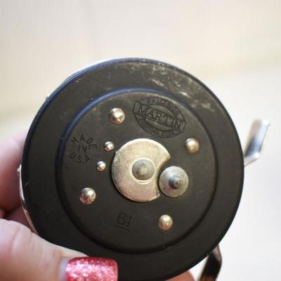 Lot B-116: Vintage Penn Beachmaster 160 Reel &  Martin Single Action Fly Reel