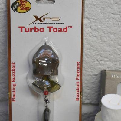 Lot B-119: Collection of New and Vintage Fishing