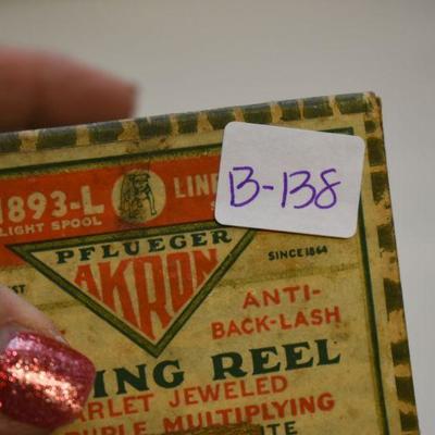 Lot B-138: Vintage Akron 1893-L Fishing Reel