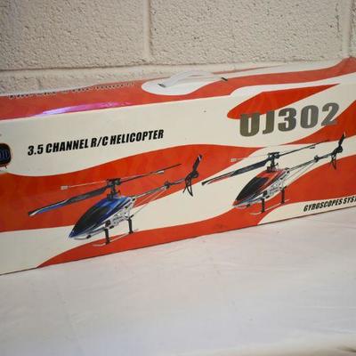 Lot B-144: UJ302 3.5 Channel R/C Helicopter