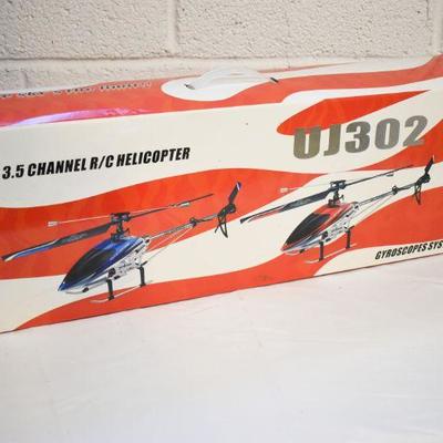 Lot B-144: UJ302 3.5 Channel R/C Helicopter
