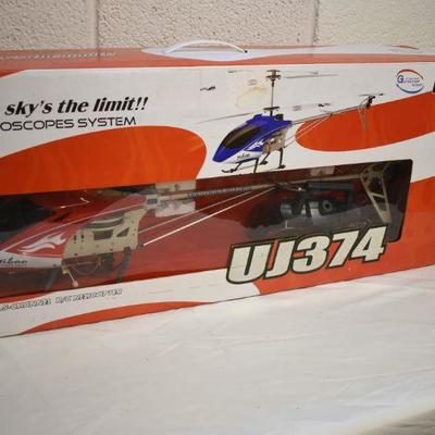 Lot B-145: UJ374 Yiboo R/C Helicopter