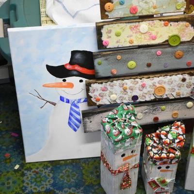 Lot B-147:  Christmas Decor