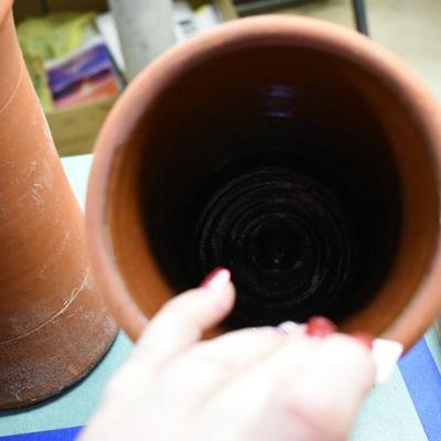 Lot B-152:  Vases
