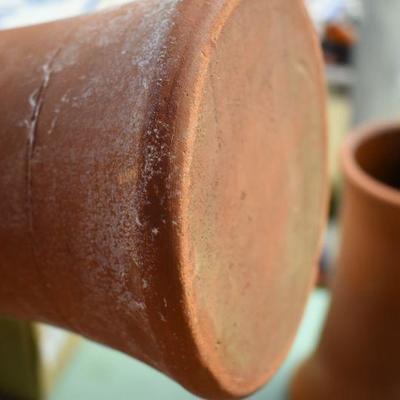 Lot B-152:  Vases