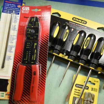 Lot B-153:  Assortment of Tools