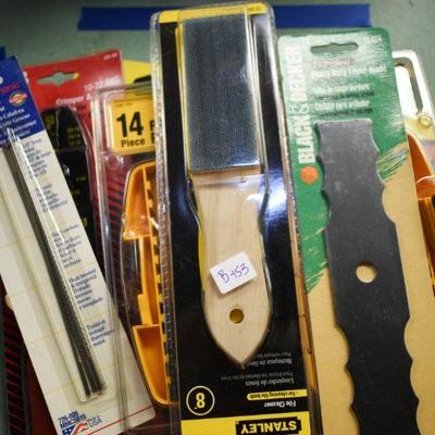 Lot B-153:  Assortment of Tools