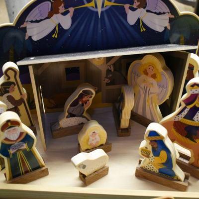 Lot B-155:  Nativity Set
