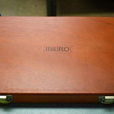 Lot B-158: Mibro 