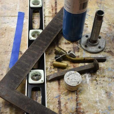 Lot B-184: Collection of Tools