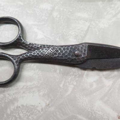 Lot B-194:  Vintage Electrician Scissors