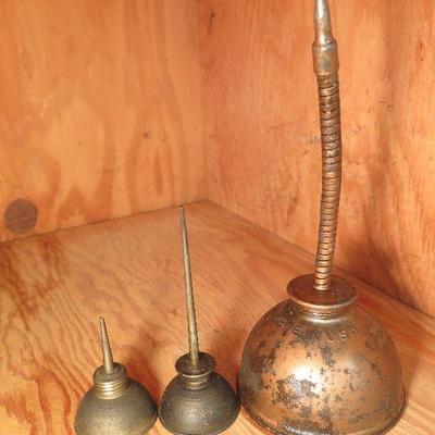 Lot B200:  Vintage Tools