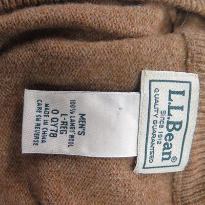 Lot B203:   Men's Sweaters